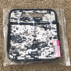 thirty-one double duty caddy in digital camo